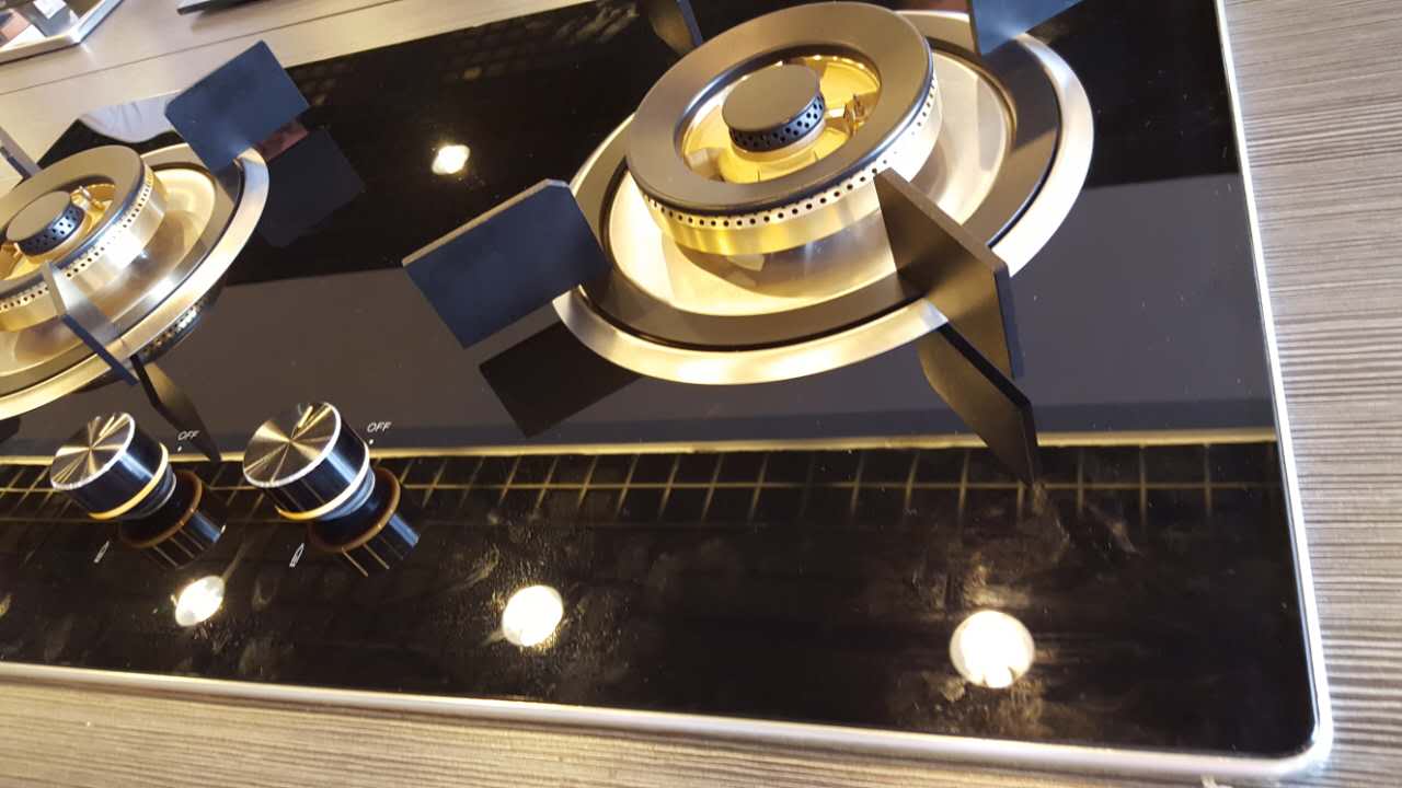 泉天下燃?xì)庠?、泉天下灶具、泉天下廚衛(wèi)館、泉天下熱水器、泉天下油煙機(jī)、